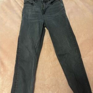 Women’s blackish jeans